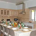 Zanzibar - Refugio Com Piscina Aquecivel E Bbq Villa