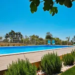 Villa Zanzibar - Refugio Com Piscina Aquecivel E Bbq Olhos de Agua (Albufeira)
