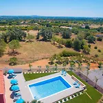 Villa Zanzibar - Refugio Com Piscina Aquecivel E Bbq Olhos de Agua (Albufeira)
