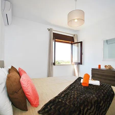 Zanzibar By Algarve Vacation Villa