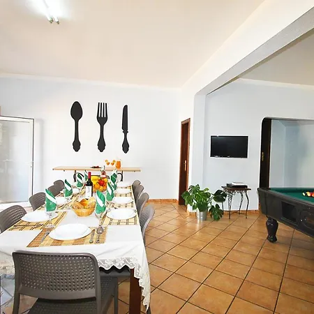 Villa Zanzibar - Refugio Com Piscina Aquecivel E Bbq Olhos de Agua (Albufeira)