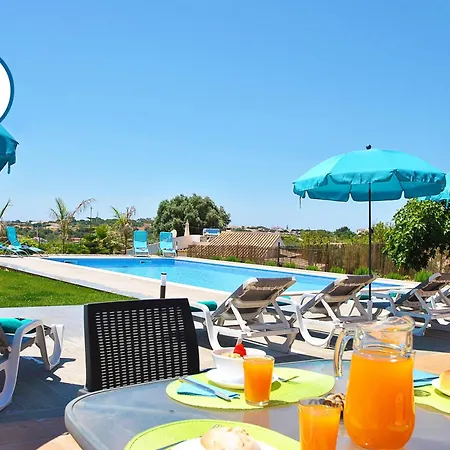 Villa Zanzibar By Algarve Vacation