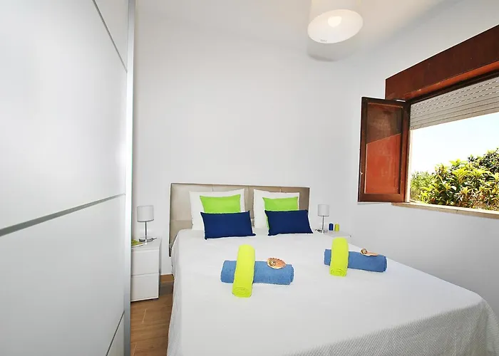 Zanzibar By Algarve Vacation Вилла